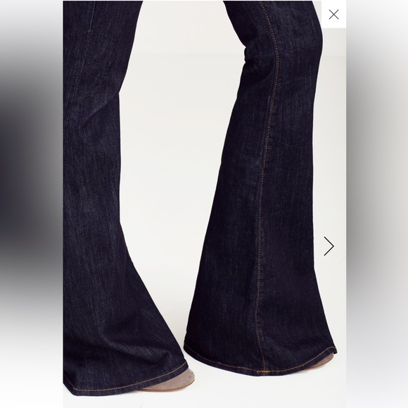 True Religion Carrie Low Rise Dark Blue Flare Jeans - Picture 6 of 16
